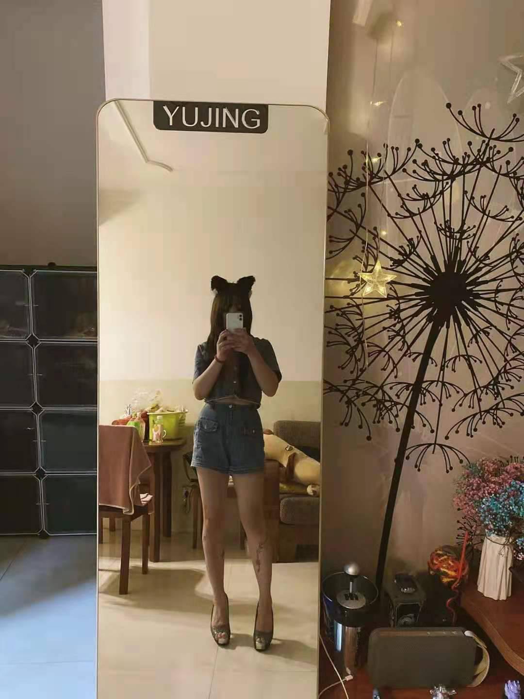 长沙雨花区个人有房黄小小会喷水